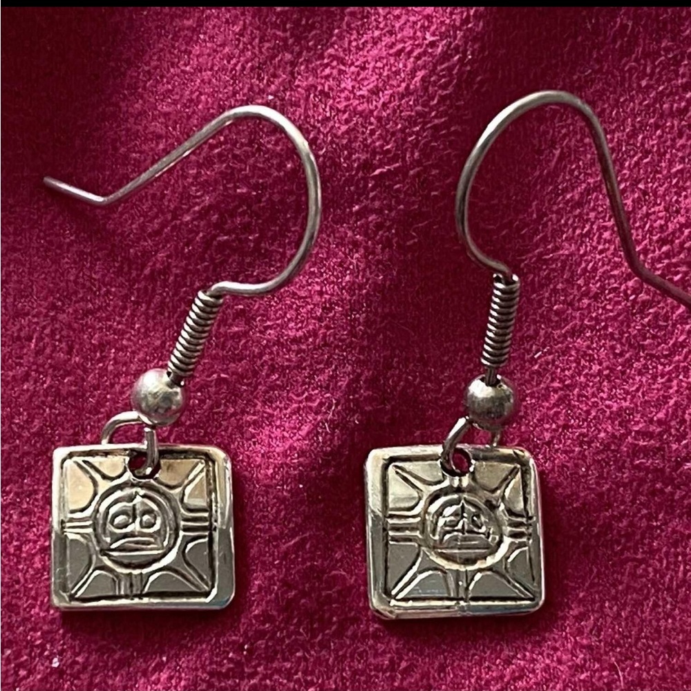 Silver Earrings - First Nations Design …..🤩